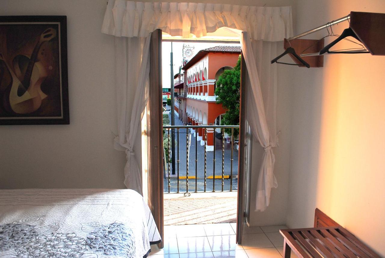 Hotel Posada Del Sol Apatzingán de la Constitución Εξωτερικό φωτογραφία