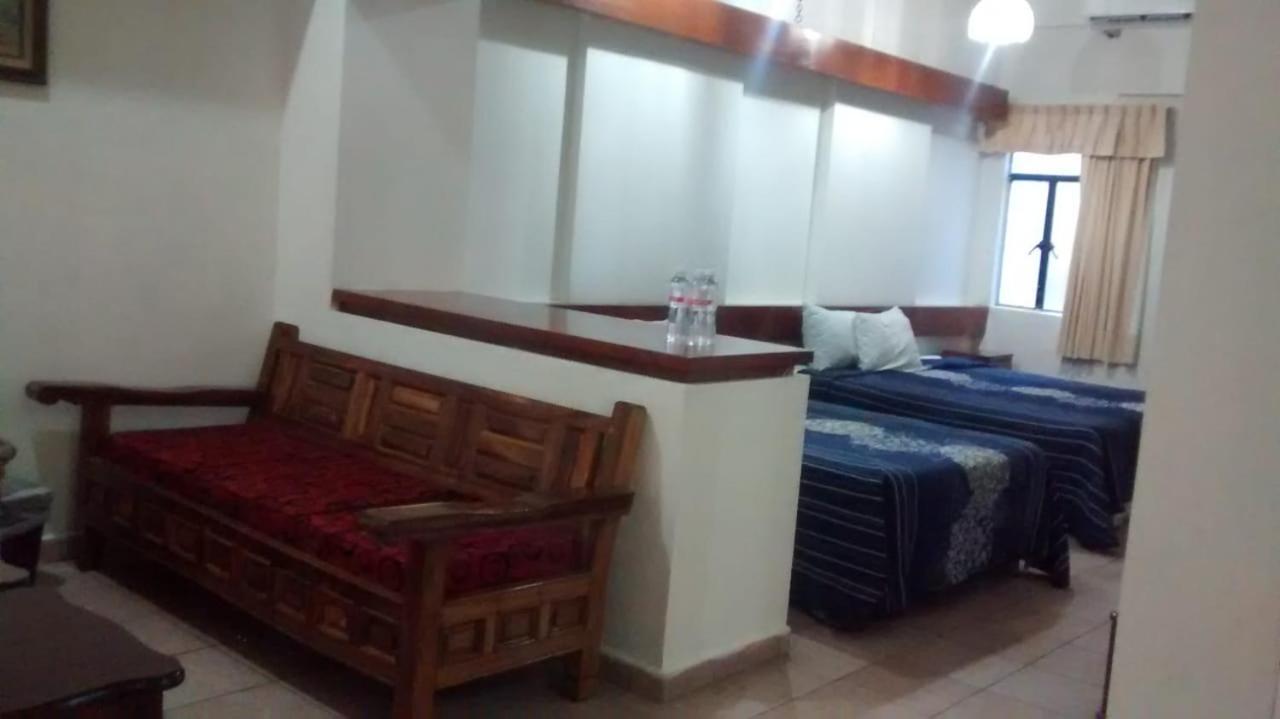 Hotel Posada Del Sol Apatzingán de la Constitución Εξωτερικό φωτογραφία